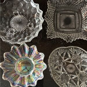 Vintage Candy Dishes.
Grandma Core at its finest. 4 pattern dishes